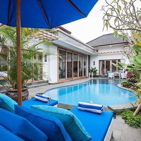 Ambermoon Villa 2 Seminyak Exterior foto